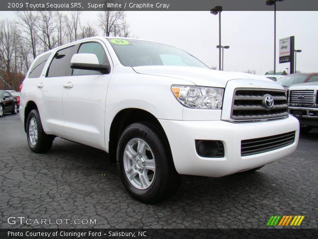 2009 Toyota Sequoia SR5 in Super White