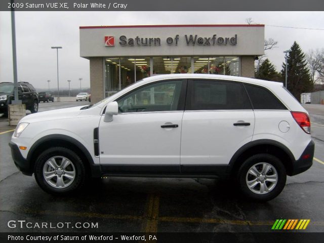 2009 Saturn VUE XE in Polar White