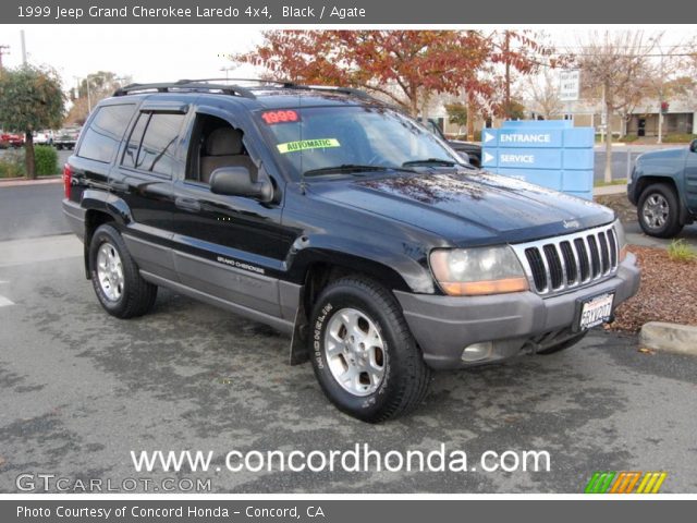 1999 Jeep Grand Cherokee Laredo 4x4 in Black