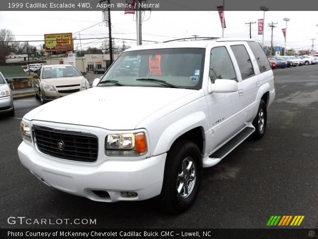 1999 Cadillac Escalade 4WD in Aspen White