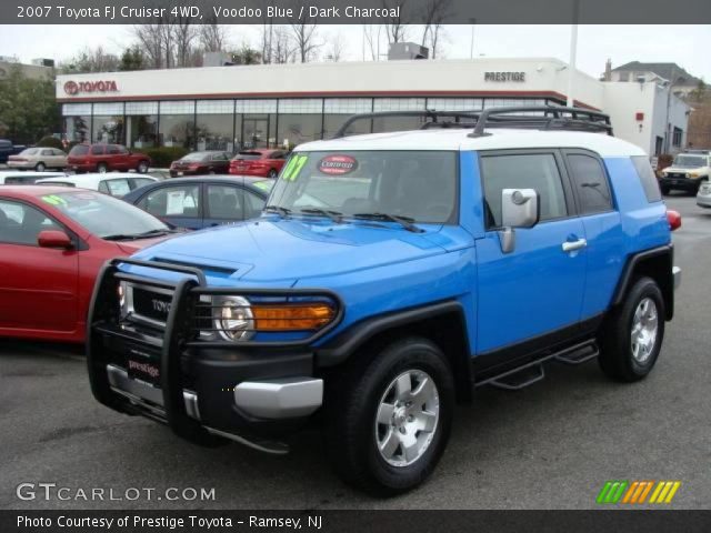 2007 Toyota FJ Cruiser 4WD in Voodoo Blue