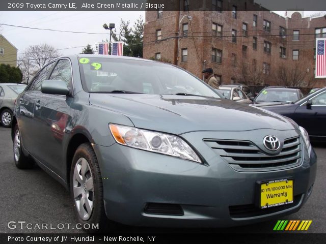 2009 Toyota Camry LE in Aloe Green Metallic