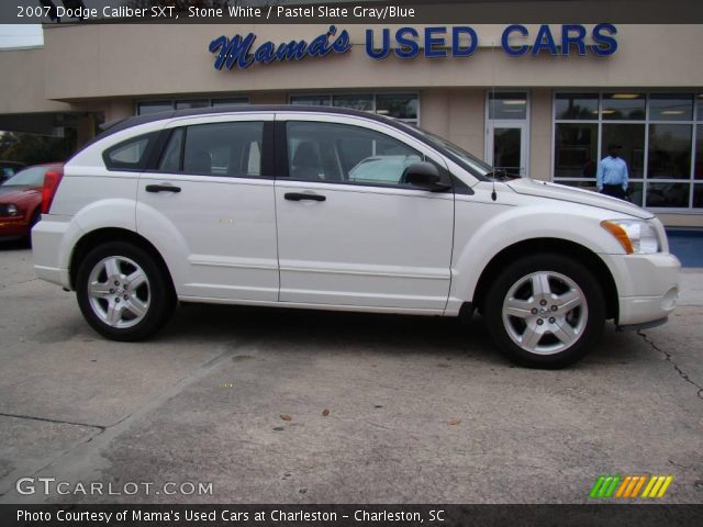 2007 Dodge Caliber SXT in Stone White