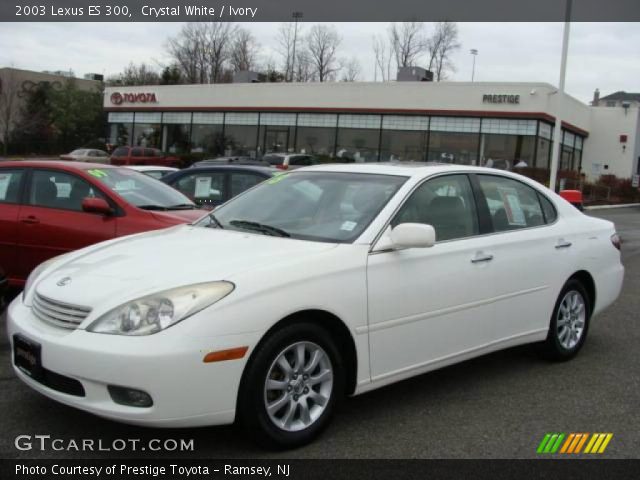 2003 Lexus ES 300 in Crystal White