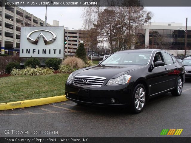 2006 Infiniti M 35x Sedan in Black Obsidian