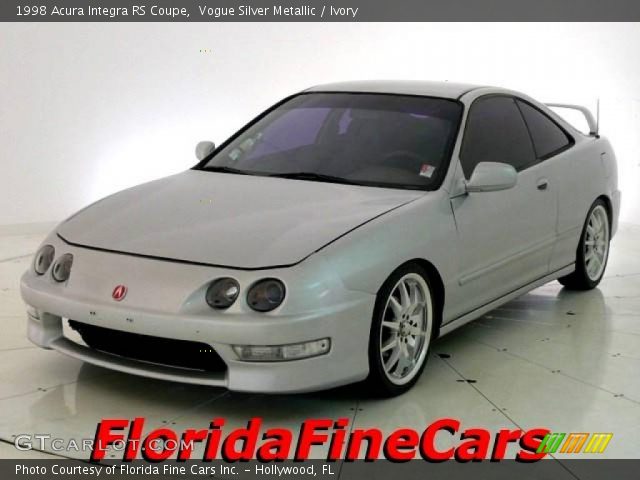 1998 Acura Integra RS Coupe in Vogue Silver Metallic