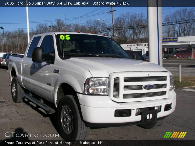 2005 Ford F350 Super Duty FX4 Crew Cab 4x4 in Oxford White