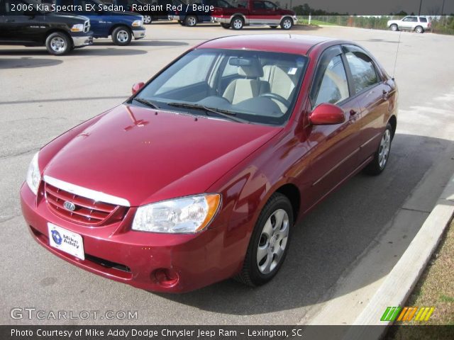 2006 Kia Spectra EX Sedan in Radiant Red