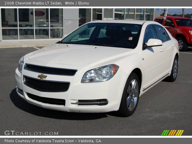 2008 Chevrolet Malibu LT Sedan in White