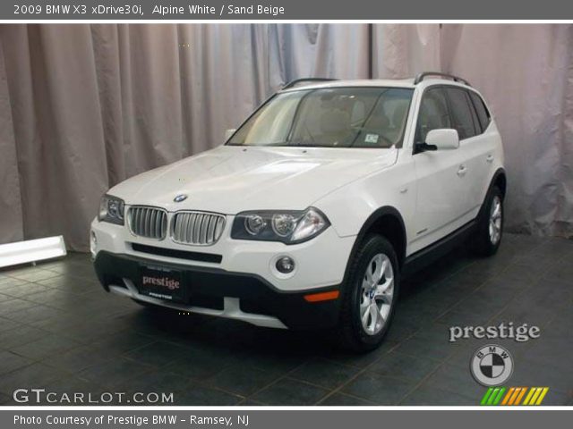 2009 BMW X3 xDrive30i in Alpine White