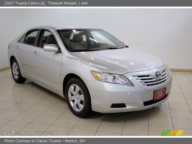 2007 Toyota Camry LE in Titanium Metallic