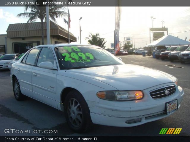 1998 Buick Regal LS in Bright White
