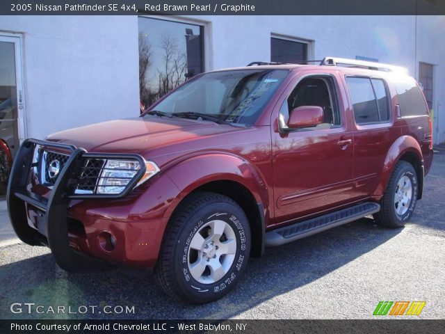 2005 Nissan Pathfinder SE 4x4 in Red Brawn Pearl