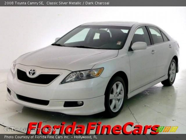 2008 Toyota Camry SE in Classic Silver Metallic