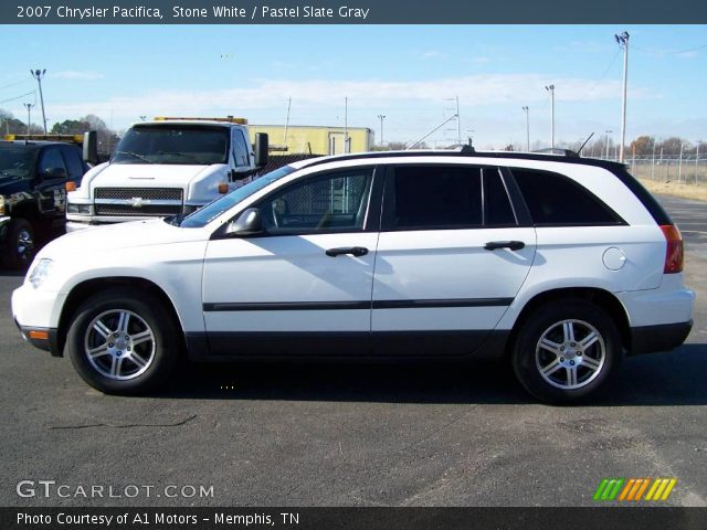 2007 Chrysler Pacifica  in Stone White