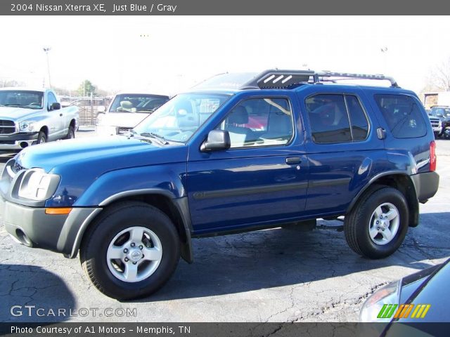 2004 Nissan Xterra XE in Just Blue
