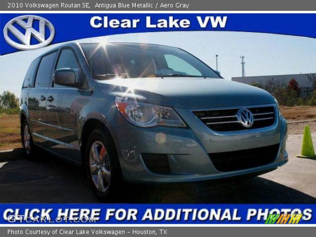 2010 Volkswagen Routan SE in Antigua Blue Metallic