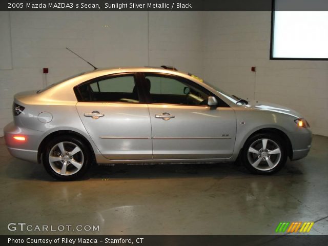 2005 Mazda MAZDA3 s Sedan in Sunlight Silver Metallic