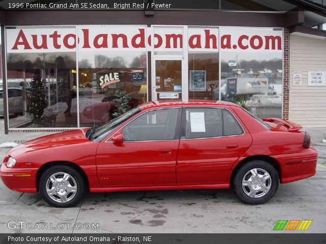 1996 Pontiac Grand Am SE Sedan in Bright Red