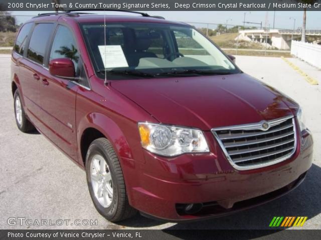 2008 Chrysler Town & Country Touring Signature Series in Deep Crimson Crystal Pearlcoat