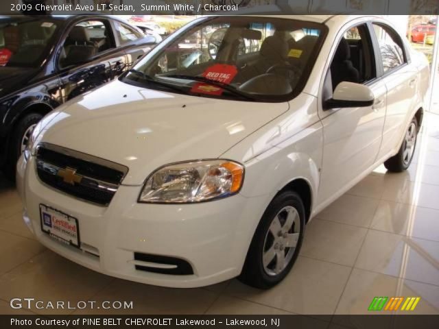 2009 Chevrolet Aveo LT Sedan in Summit White