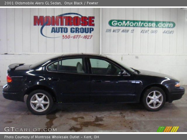 2001 Oldsmobile Alero GL Sedan in Onyx Black