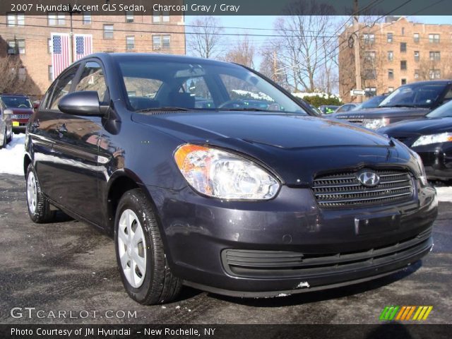 2007 Hyundai Accent GLS Sedan in Charcoal Gray