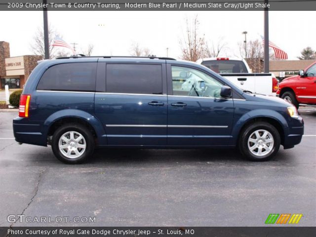 2009 Chrysler Town & Country Touring in Modern Blue Pearl