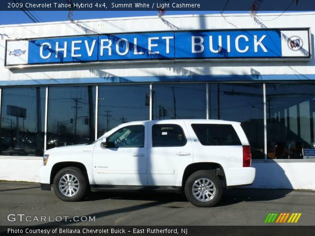 2009 Chevrolet Tahoe Hybrid 4x4 in Summit White