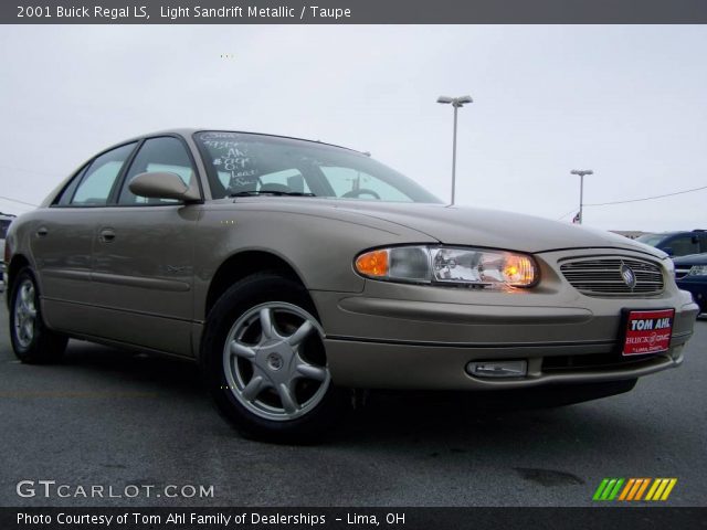 2001 Buick Regal LS in Light Sandrift Metallic