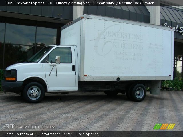 2005 Chevrolet Express 3500 Cutaway Moving Van in Summit White