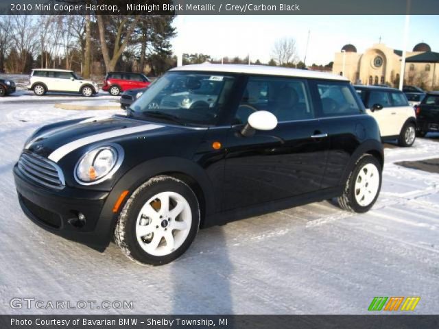 2010 Mini Cooper Hardtop in Midnight Black Metallic