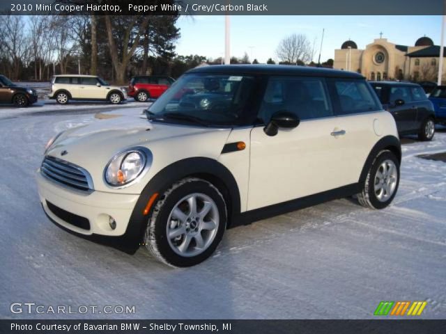 2010 Mini Cooper Hardtop in Pepper White