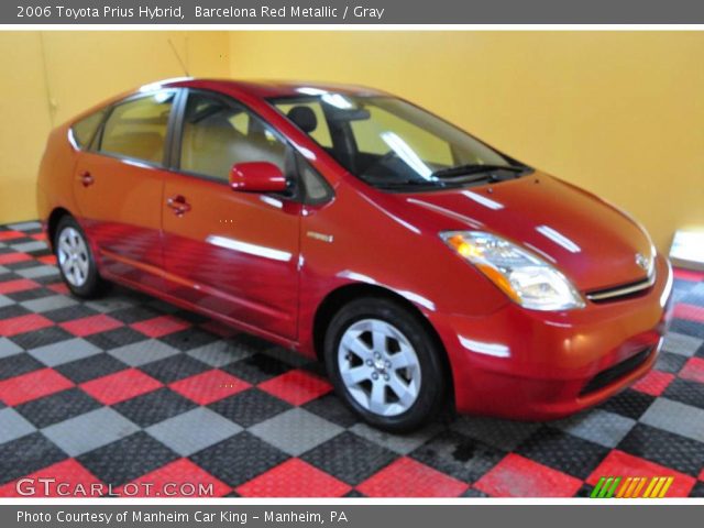 2006 Toyota Prius Hybrid in Barcelona Red Metallic