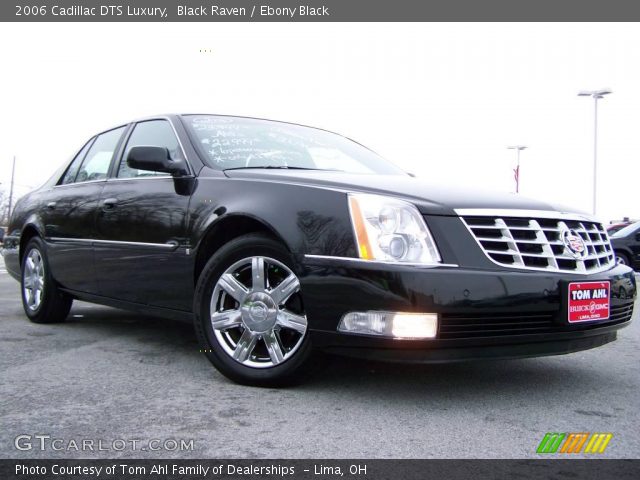 2006 Cadillac DTS Luxury in Black Raven