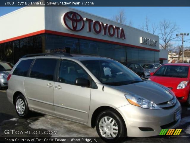 2008 Toyota Sienna LE in Silver Shadow Pearl