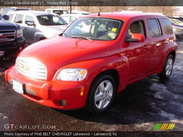 2009 Chevrolet HHR LT in Victory Red