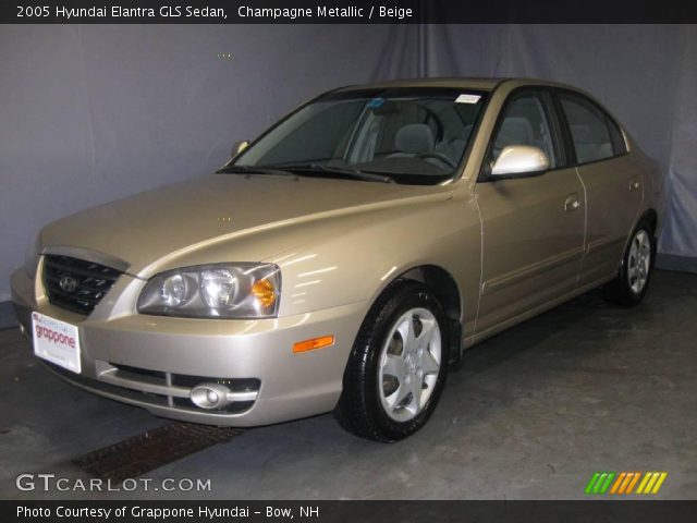 2005 Hyundai Elantra GLS Sedan in Champagne Metallic
