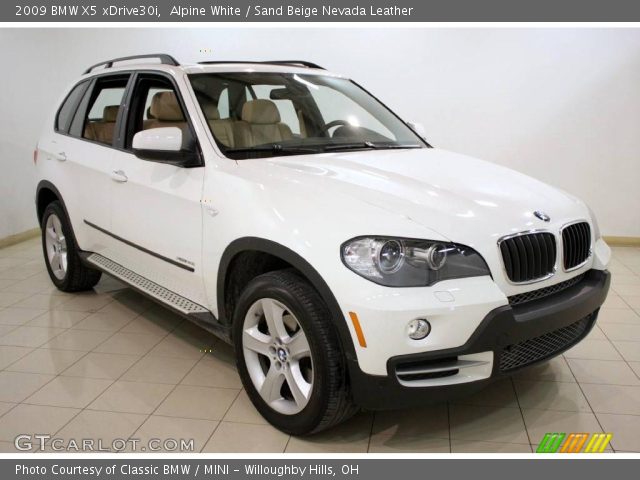 2009 BMW X5 xDrive30i in Alpine White