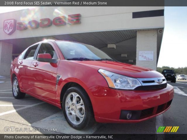 2008 Ford Focus SES Sedan in Vermillion Red