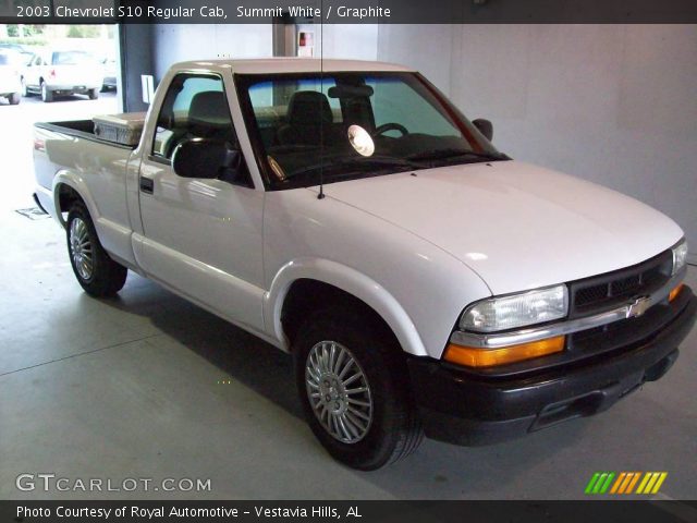 2003 Chevrolet S10 Regular Cab in Summit White