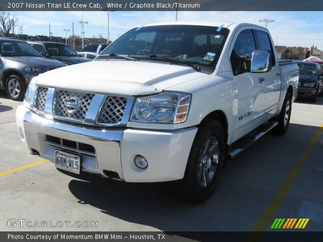2007 Nissan Titan LE Crew Cab in White