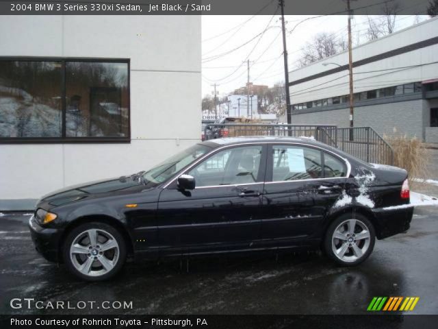 2004 BMW 3 Series 330xi Sedan in Jet Black
