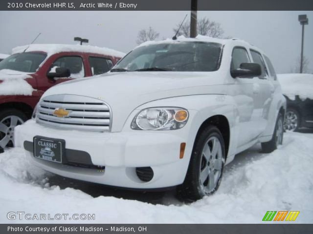 2010 Chevrolet HHR LS in Arctic White