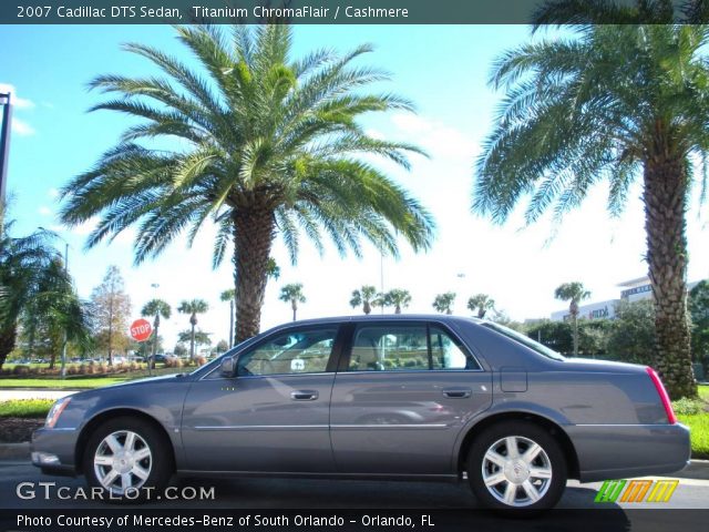 2007 Cadillac DTS Sedan in Titanium ChromaFlair