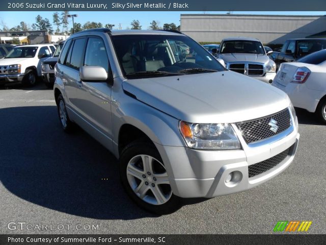 2006 Suzuki Grand Vitara Luxury in Silky Silver Metallic