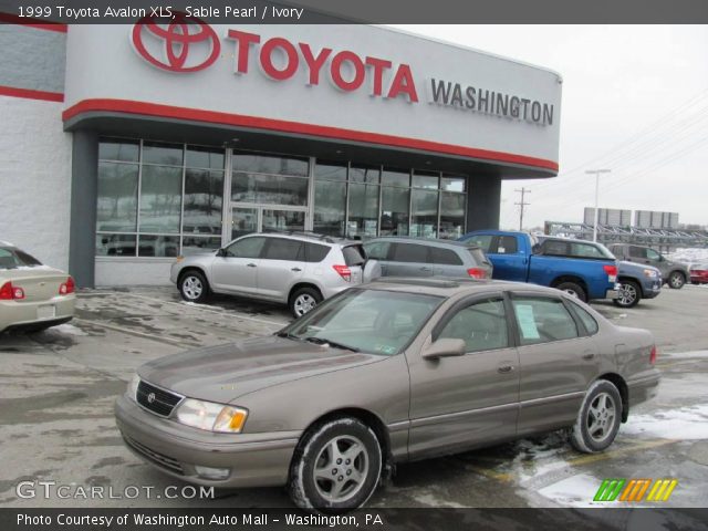 1999 Toyota Avalon XLS in Sable Pearl