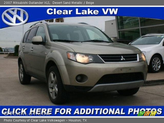 2007 Mitsubishi Outlander XLS in Desert Sand Metallic