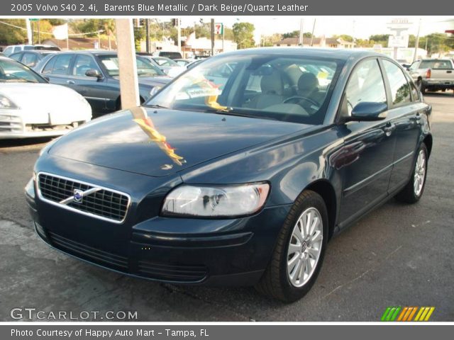 2005 Volvo S40 2.4i in Barents Blue Metallic