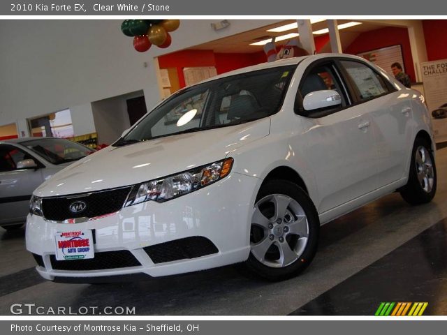2010 Kia Forte EX in Clear White
